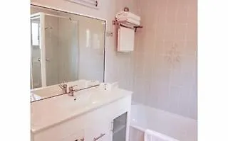 *** Motel Lazy Lizard Motor Inn Port Douglas Australia