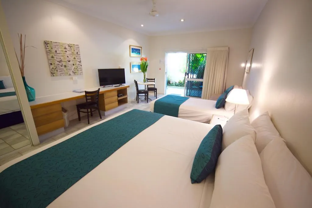 Lazy Lizard Motor Inn Port Douglas
