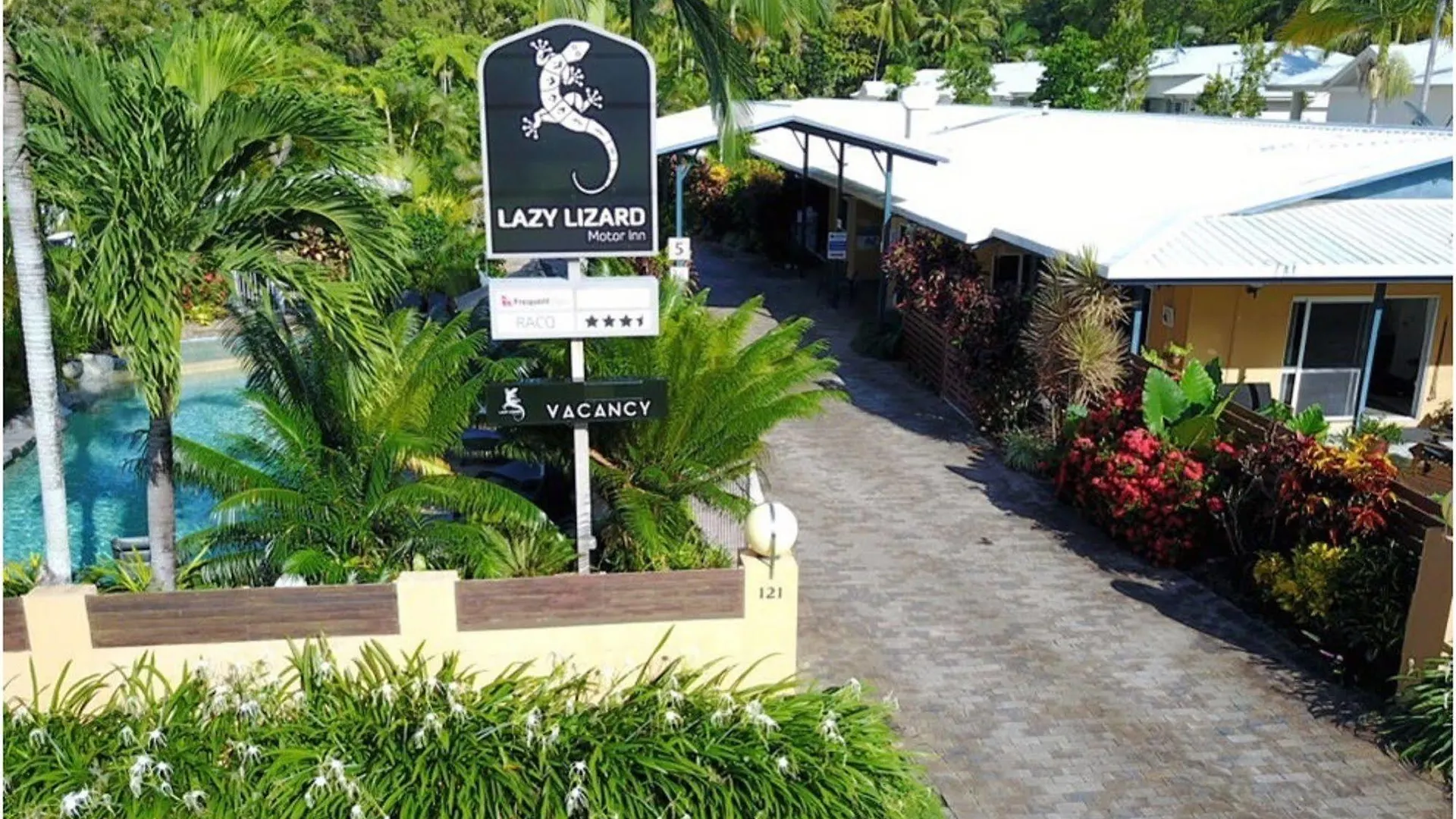 Lazy Lizard Motor Inn contacts